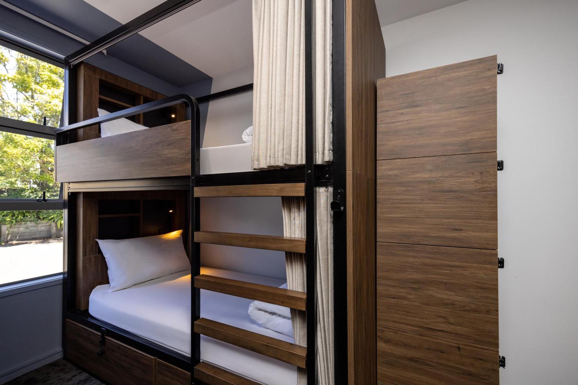 Hostel Haka House Rotorua Exterior foto A bunk bed
